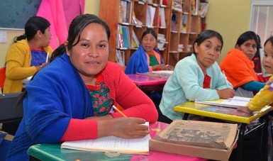 Foto: INEA alfabetiza a jóvenes de Nacajuca, Tabasco.